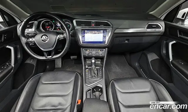 Volkswagen Tiguan 2018 2.0 автомат (гидро), миниатюра 9