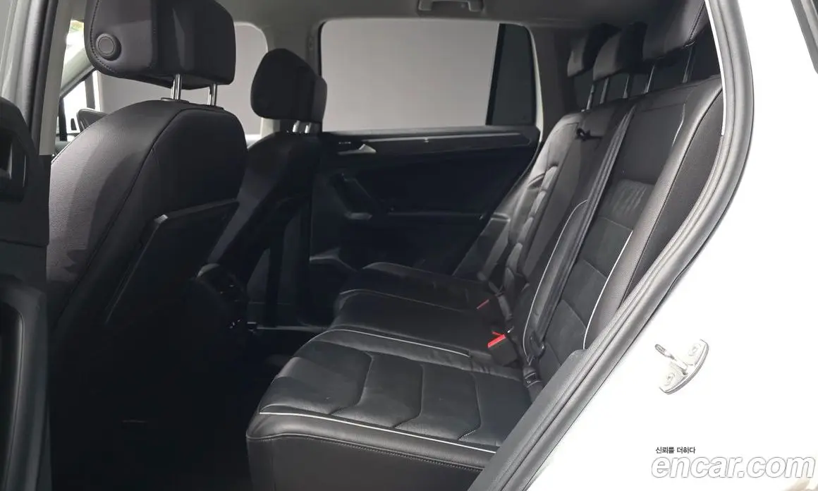 Volkswagen Tiguan 2020 2.0 автомат (гидро), фото 12