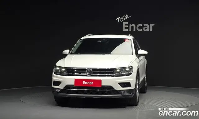 Volkswagen Tiguan 2020 2.0 автомат (гидро), миниатюра 3