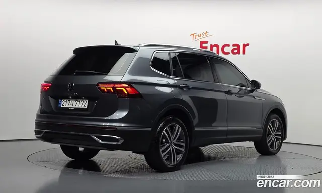 Volkswagen Tiguan 2022 2.0 автомат (гидро), миниатюра 2