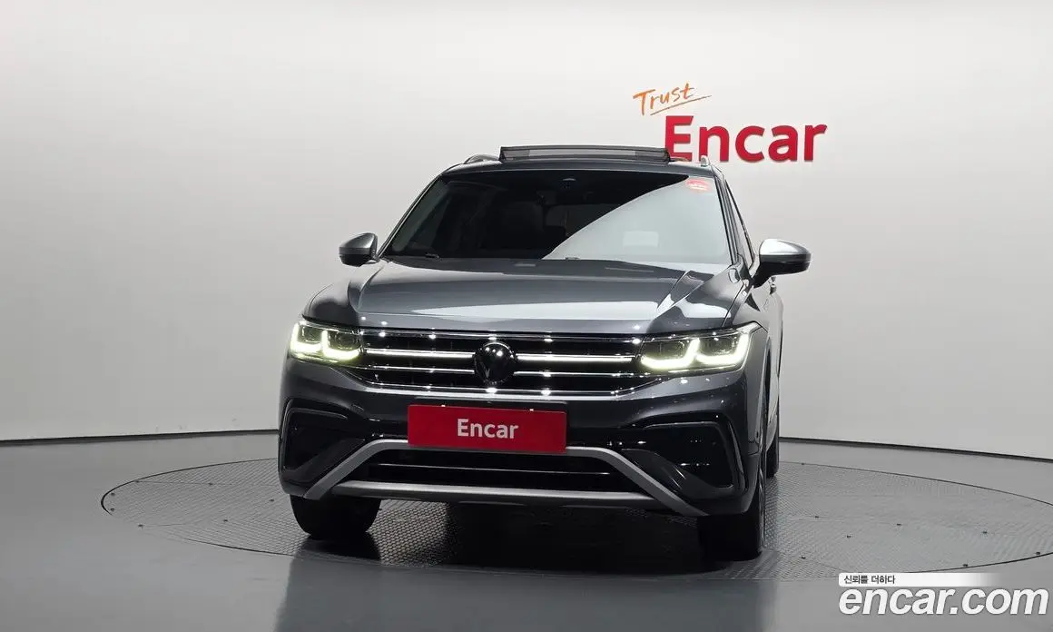 Volkswagen Tiguan 2022 2.0 автомат (гидро), фото 3