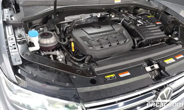 Volkswagen Tiguan 2022 2.0 автомат (гидро), миниатюра 6