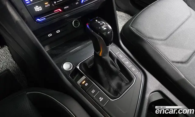 Volkswagen Tiguan 2022 2.0 автомат (гидро), миниатюра 9