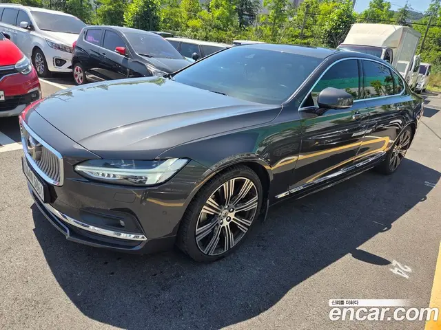 Volvo S90, 2021, 80 954 км