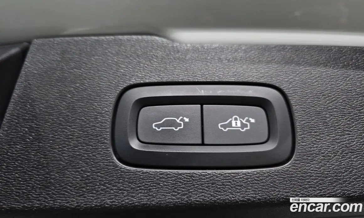 Volvo V60 2023 2.0 автомат (гидро), фото 28