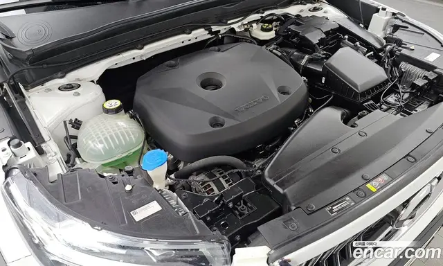 Volvo XC40 2020 2.0 автомат (гидро), миниатюра 6