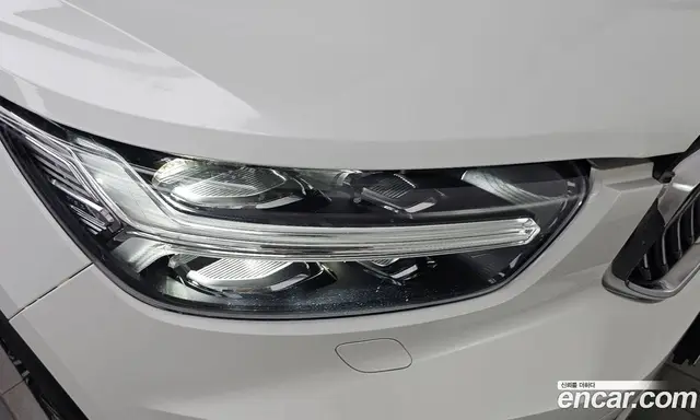 Volvo XC40 2020 2.0 автомат (гидро), миниатюра 8