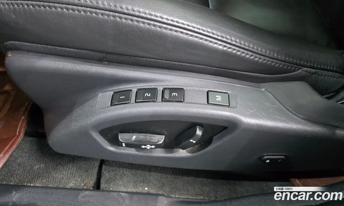 Volvo XC60 2016 2.0 автомат (гидро), фото 19