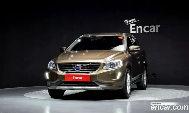 Volvo XC60 2016 2.0 автомат (гидро), миниатюра 3