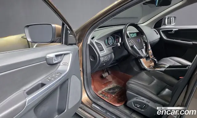 Volvo XC60 2016 2.0 автомат (гидро), миниатюра 10