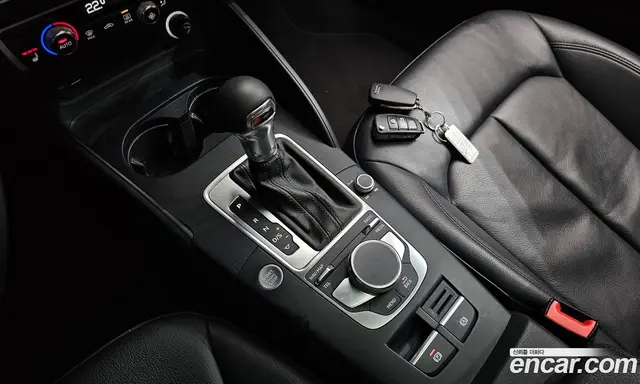 Audi A3 2018 2.0 автомат (гидро), миниатюра 12
