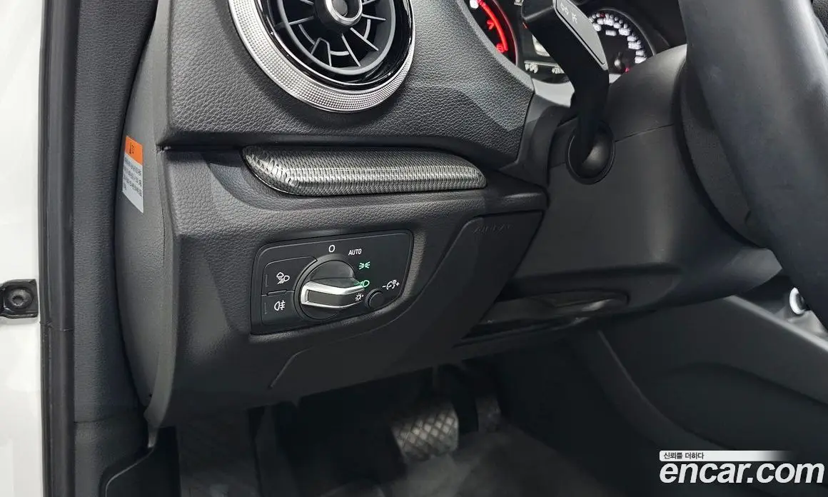 Audi A3 2018 2.0 автомат (гидро), фото 22