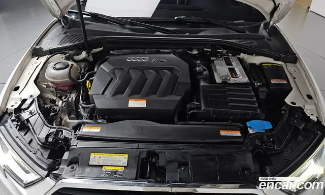 Audi A3 2018 2.0 автомат (гидро), миниатюра 6