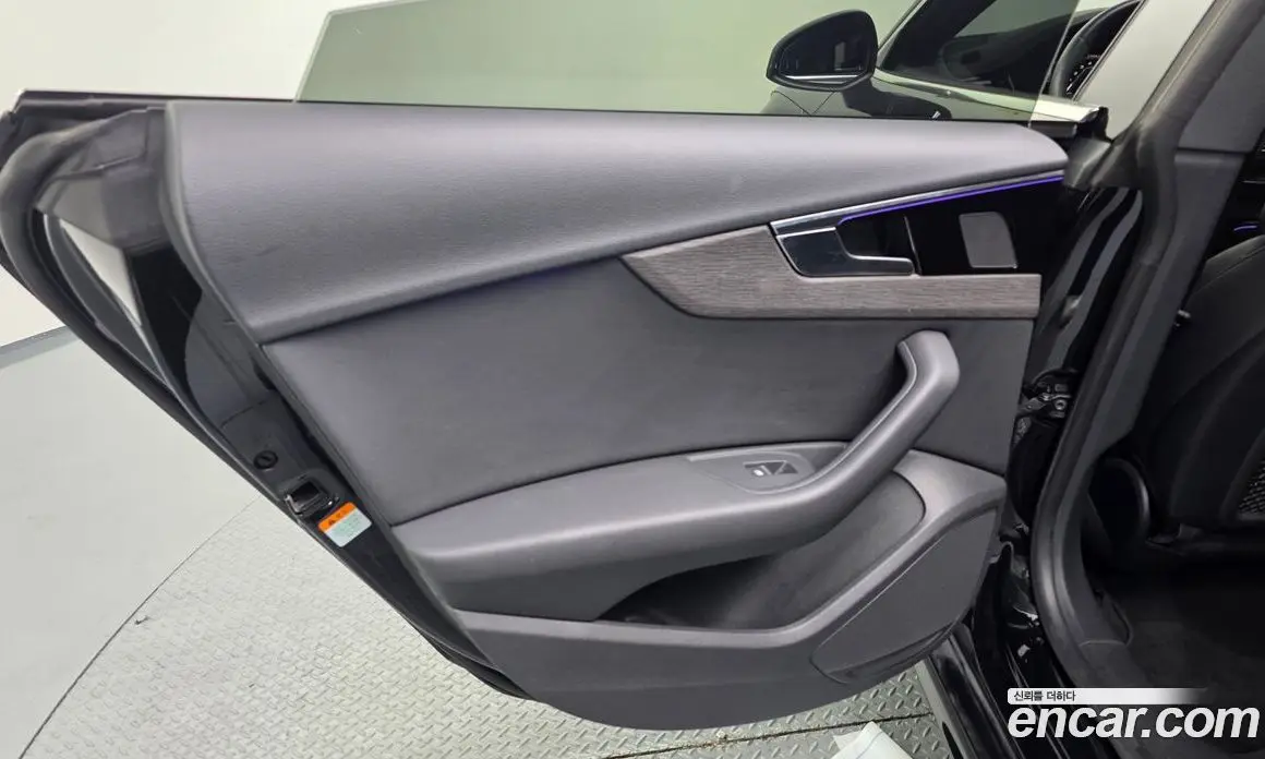 Audi A5 2023 2.0 автомат (гидро), фото 14