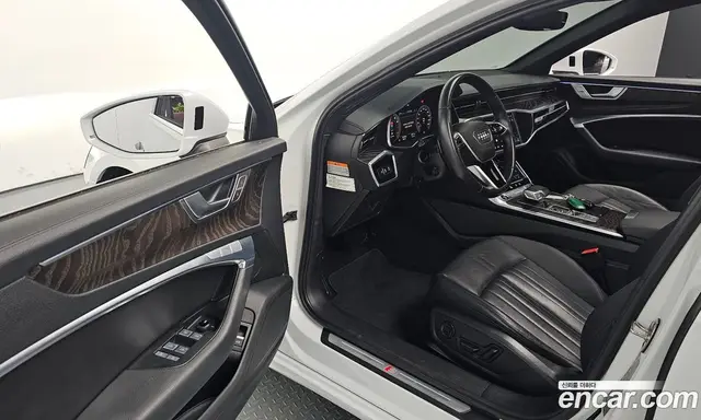 Audi A6 2021 2.0 автомат (гидро), миниатюра 10
