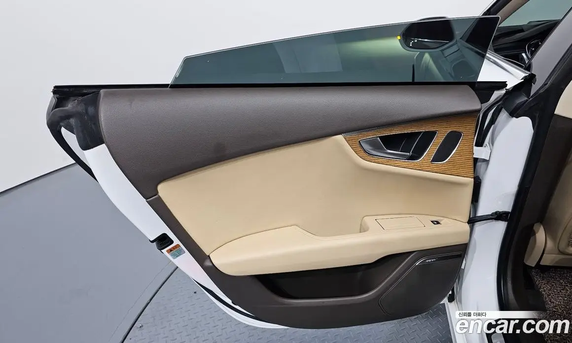 Audi A7 2013 3.0 автомат (гидро), фото 15