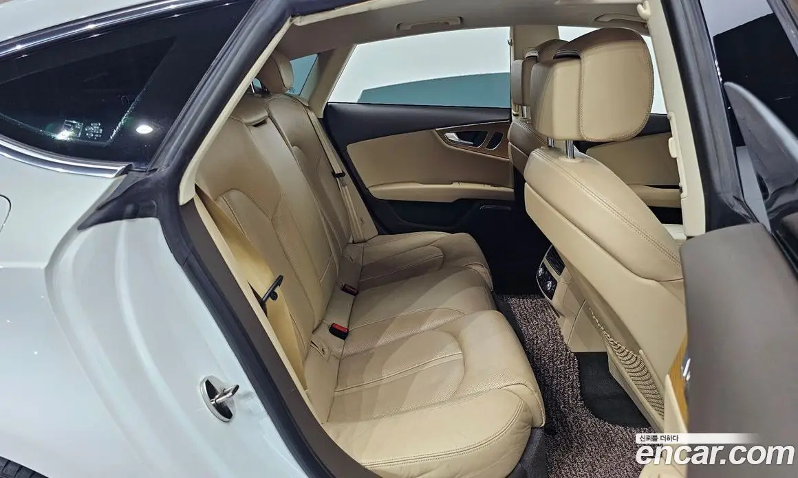 Audi A7 2013 3.0 автомат (гидро), фото 16