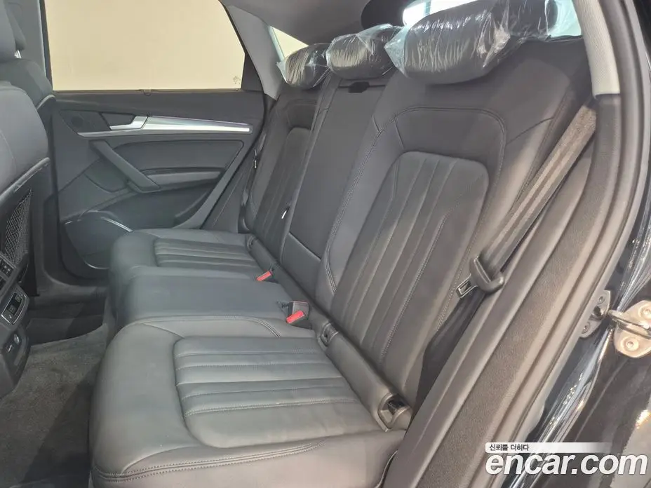 Audi Q5 2023 2.0 автомат (гидро), фото 11
