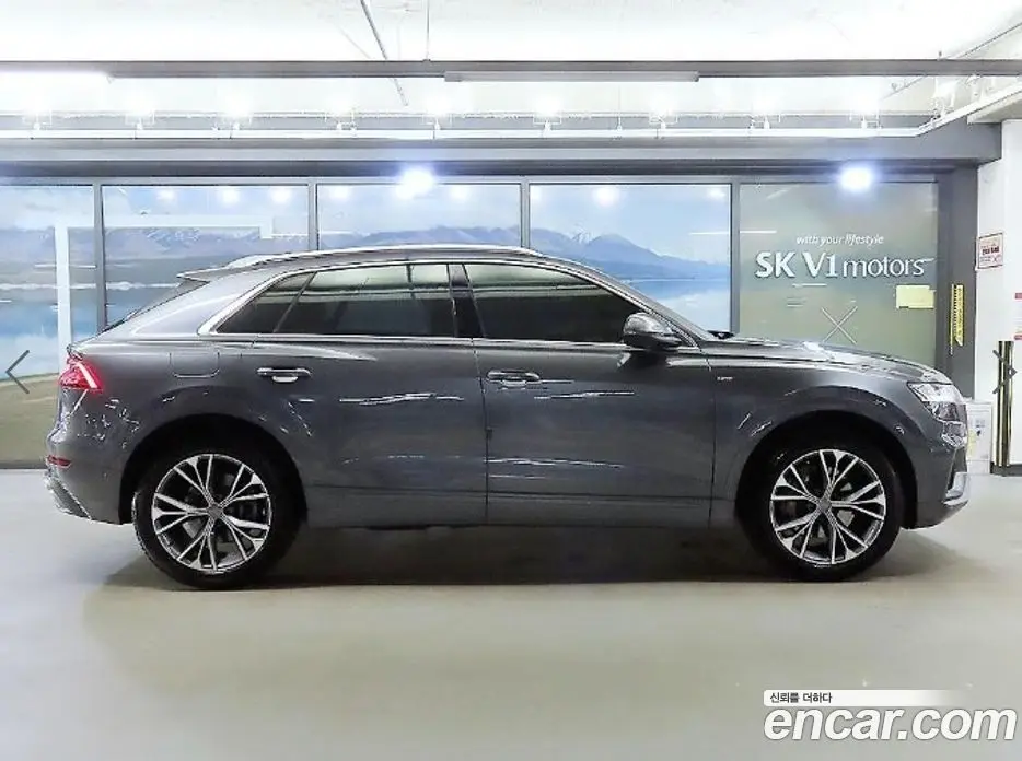Audi Q8 2021 3.0 автомат (гидро), фото 3