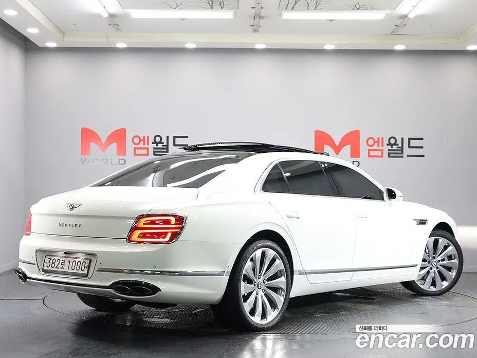 Bentley Flying Spur 2021 4.0 автомат (гидро), фото 4
