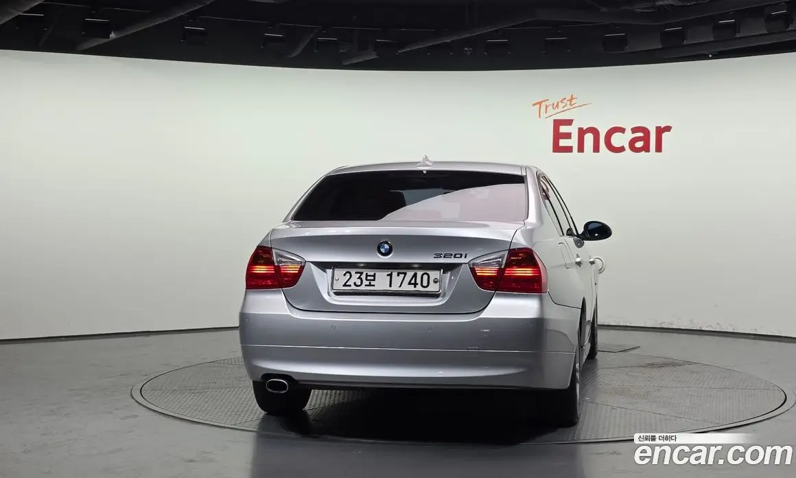 BMW 3 серия 2008 2.0 автомат (гидро), фото 4