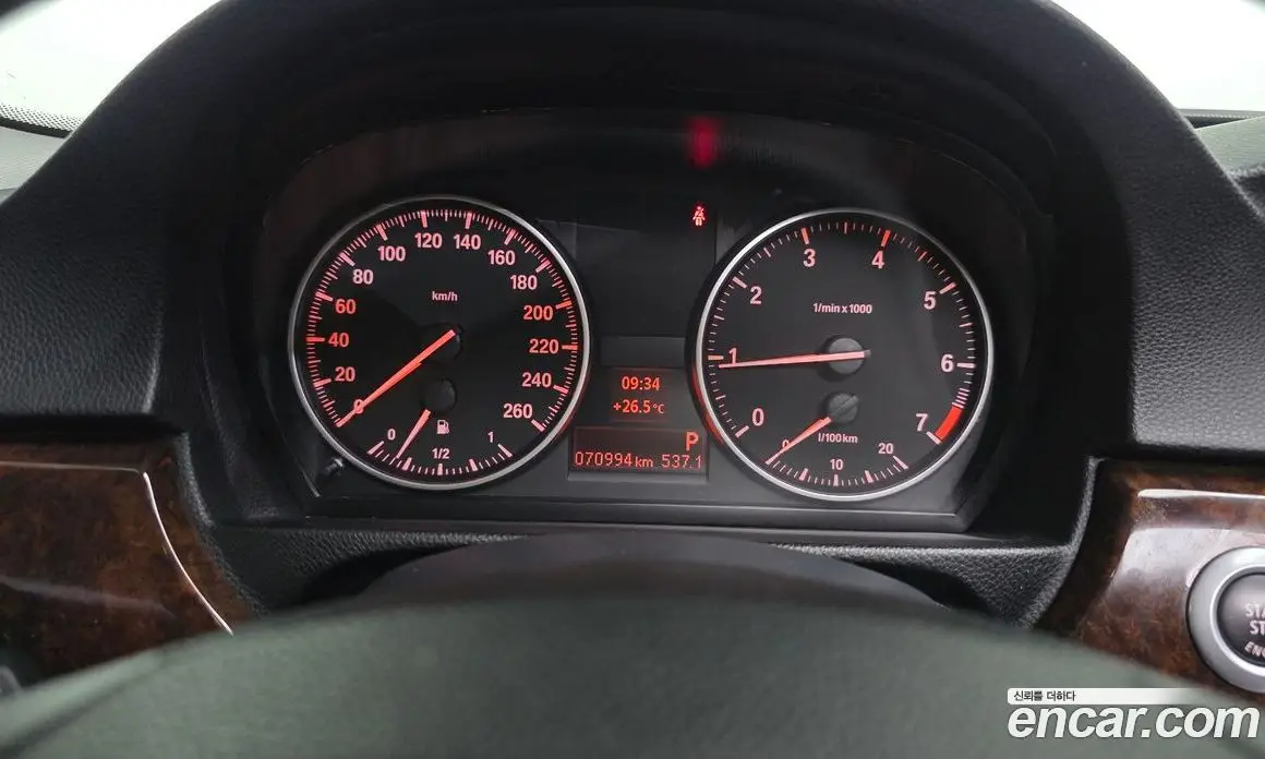 BMW 3 серия 2008 2.0 автомат (гидро), фото 8