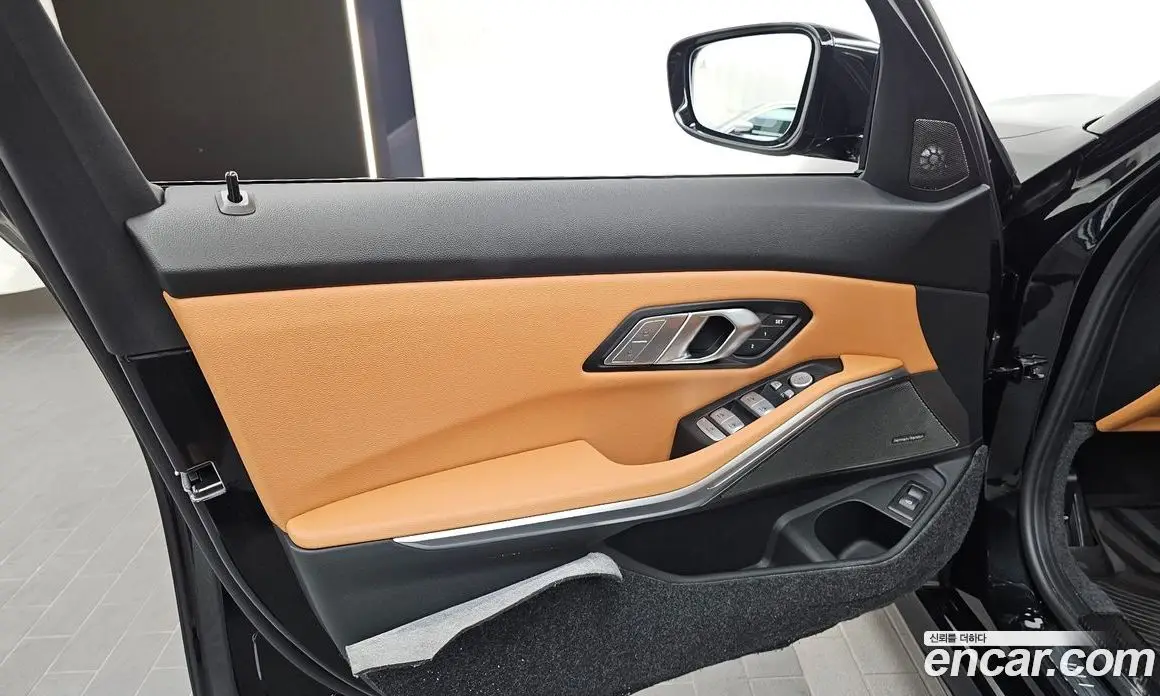 BMW 3 серия 2024 2.0 автомат (гидро), фото 14
