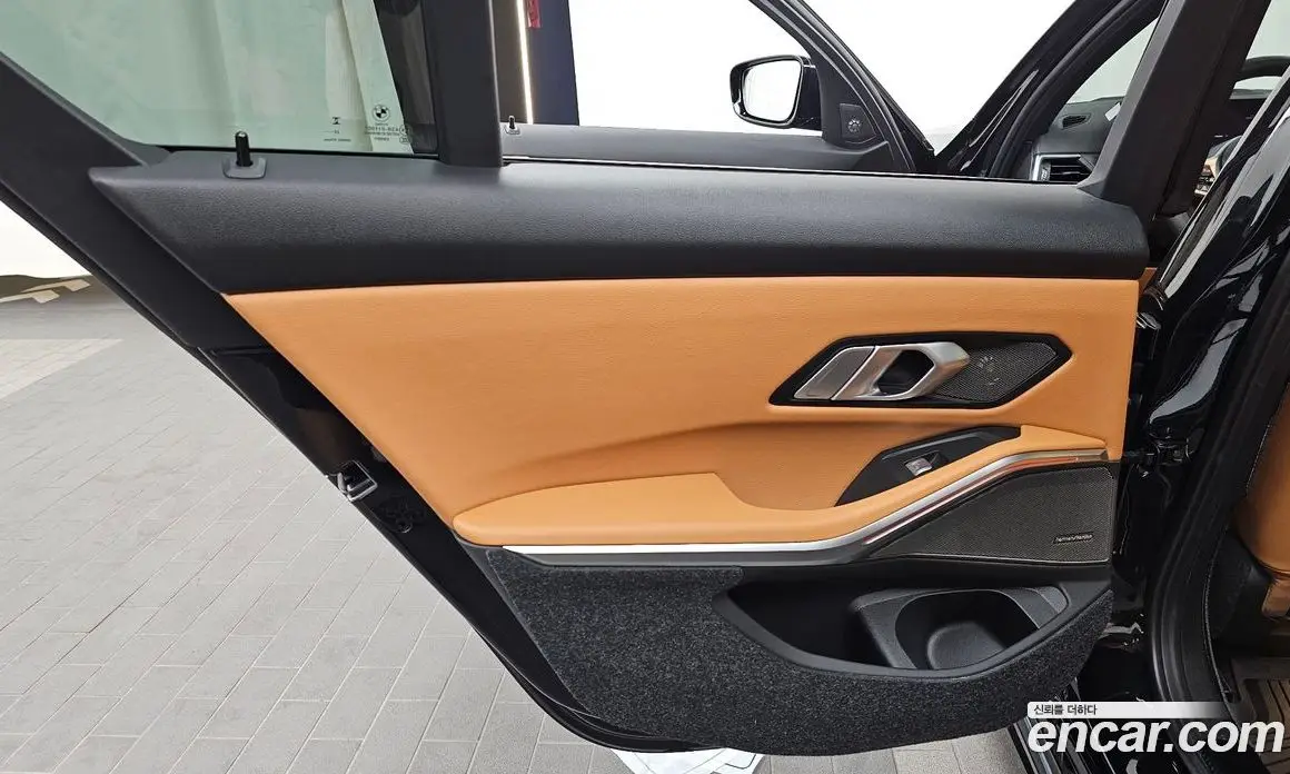 BMW 3 серия 2024 2.0 автомат (гидро), фото 15