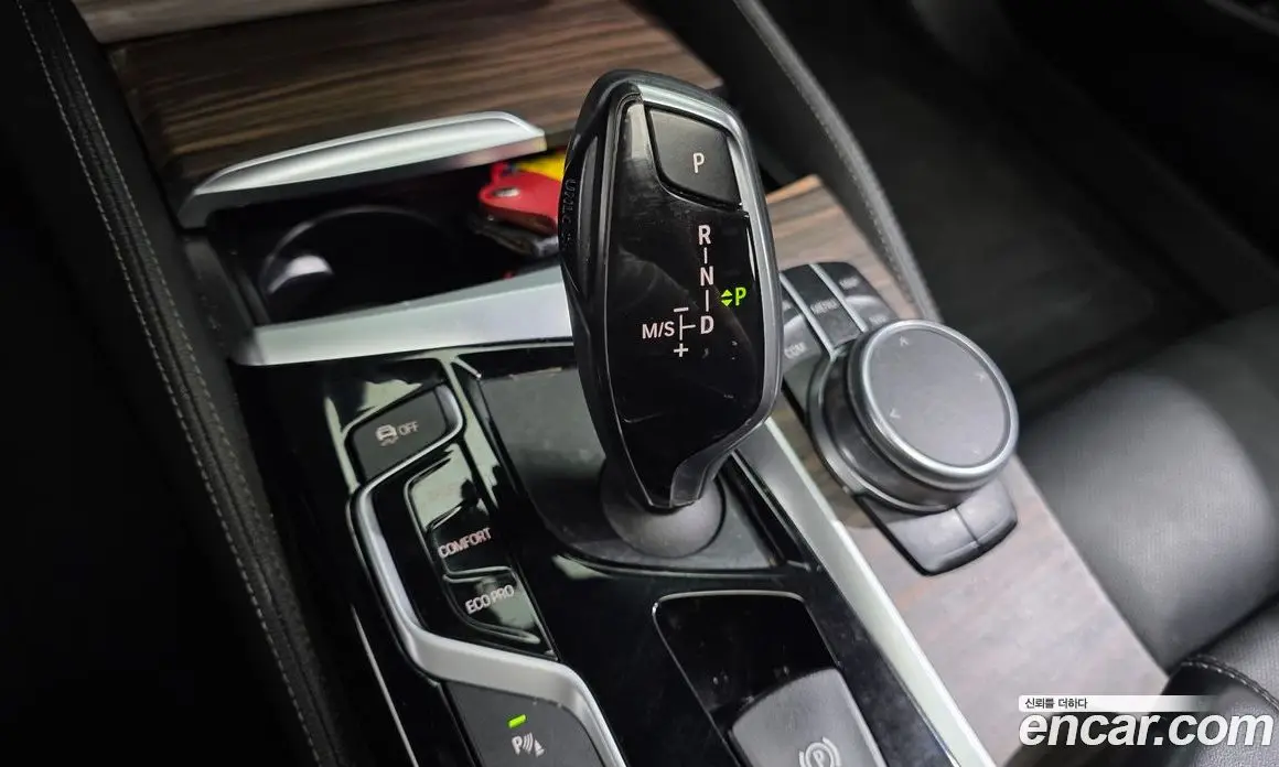 BMW 5 серия 2018 2.0 автомат (гидро), фото 12
