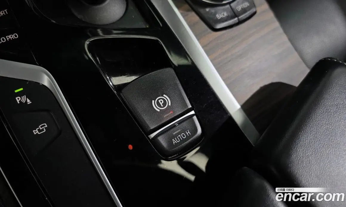 BMW 5 серия 2018 2.0 автомат (гидро), фото 22