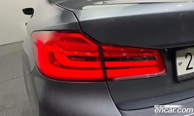 BMW 5 серия 2018 2.0 автомат (гидро), миниатюра 9