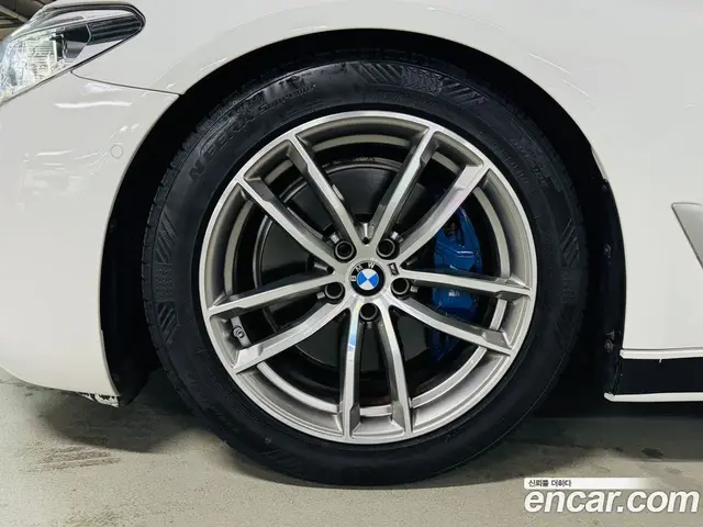 BMW 5 серия 2018 2.0 автомат (гидро), миниатюра 5