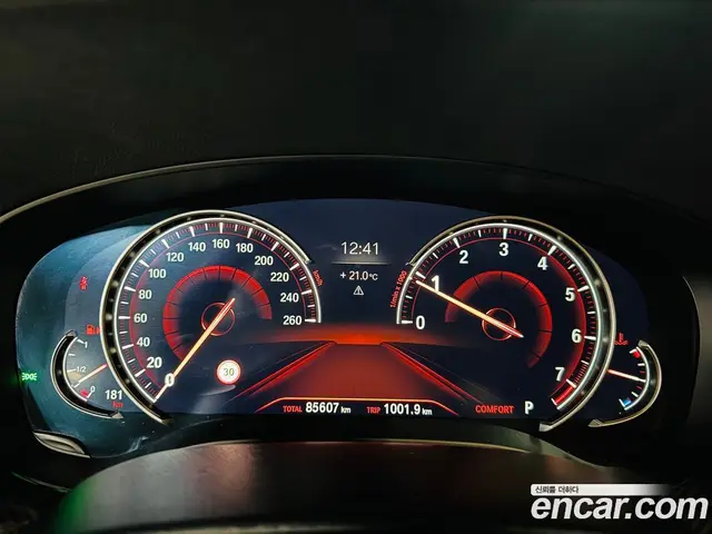BMW 5 серия 2018 2.0 автомат (гидро), миниатюра 8