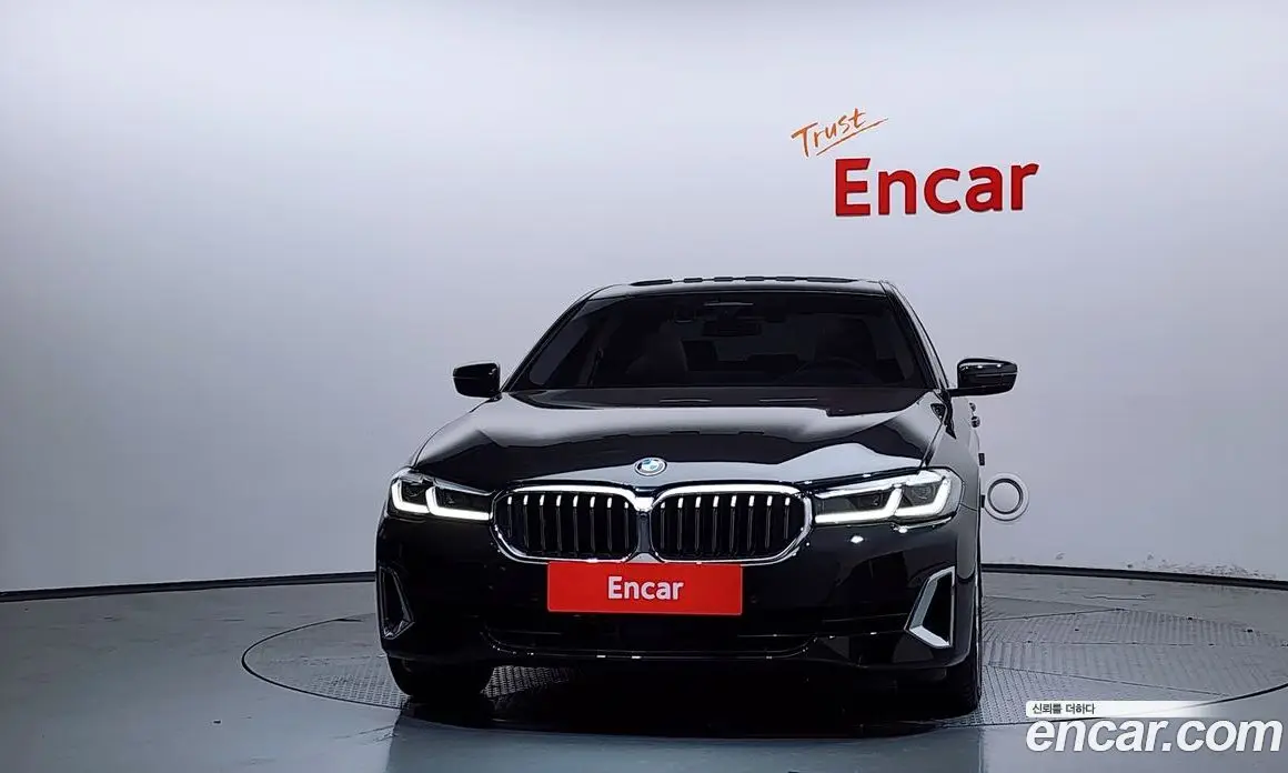 BMW 5 серия 2022 2.0 автомат (гидро), фото 3