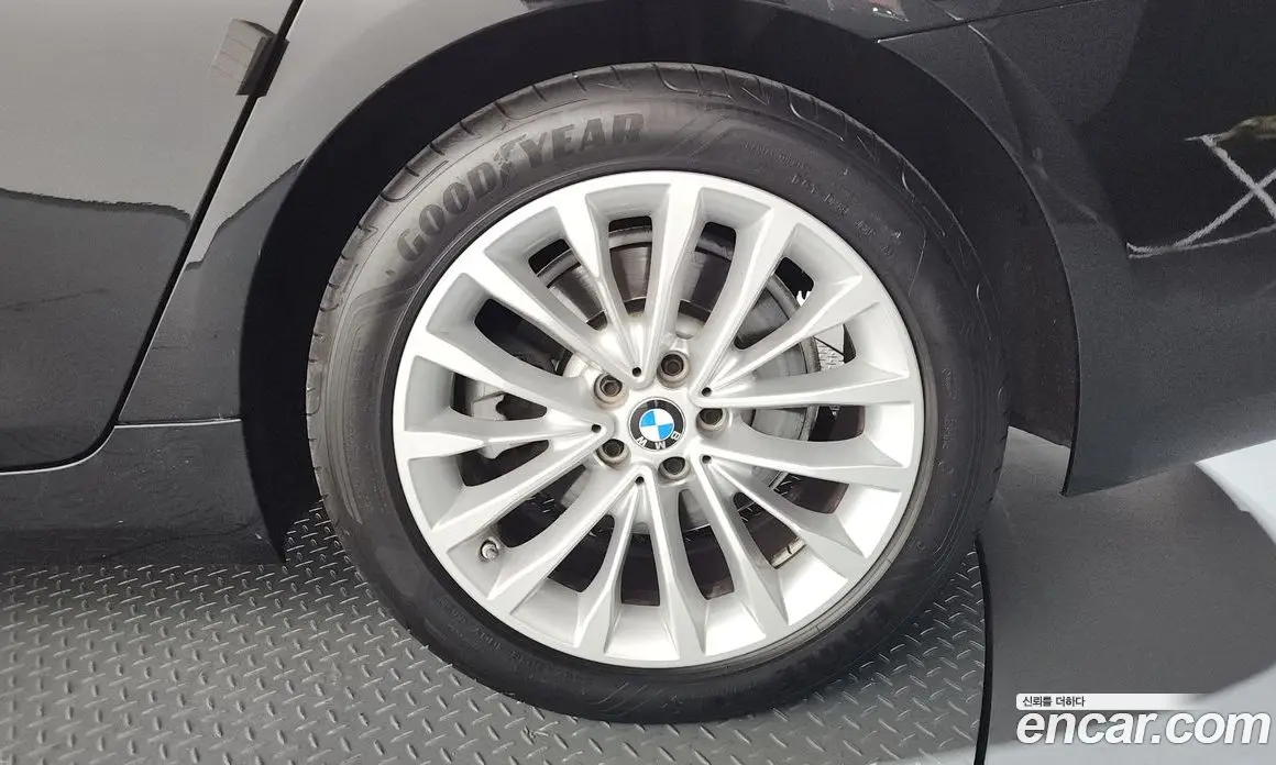 BMW 5 серия 2022 2.0 автомат (гидро), фото 7