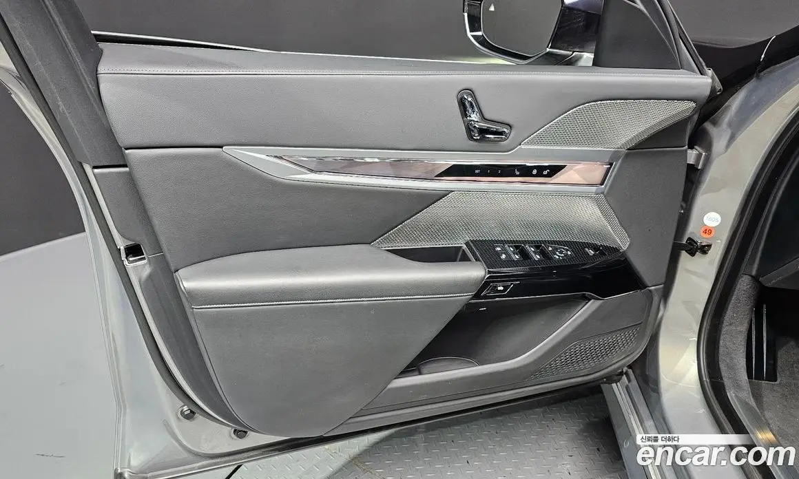 BMW 7 серия 2023 3.0 автомат (гидро), фото 14