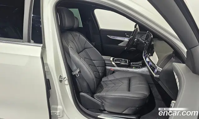 BMW 7 серия 2025 3.0 автомат (гидро), миниатюра 12