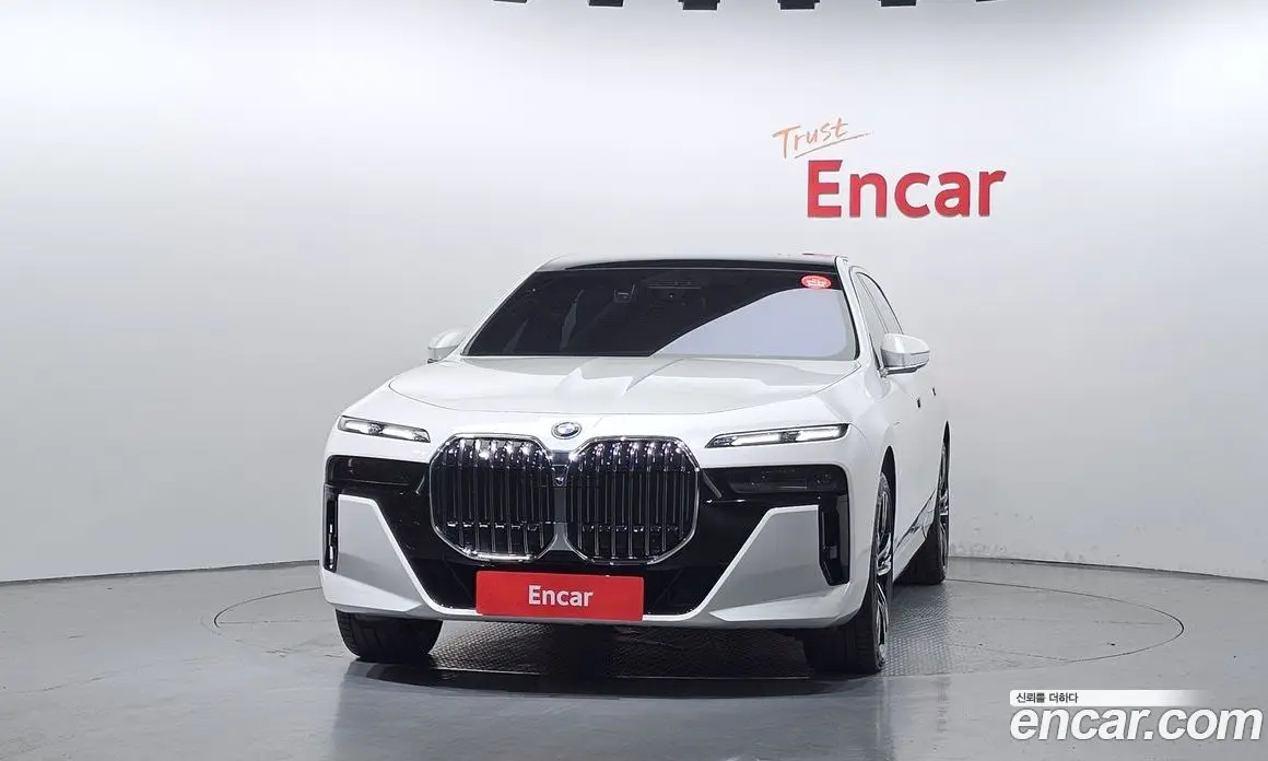 BMW 7 серия 2025 3.0 автомат (гидро), фото 3