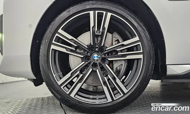 BMW 7 серия 2025 3.0 автомат (гидро), миниатюра 5