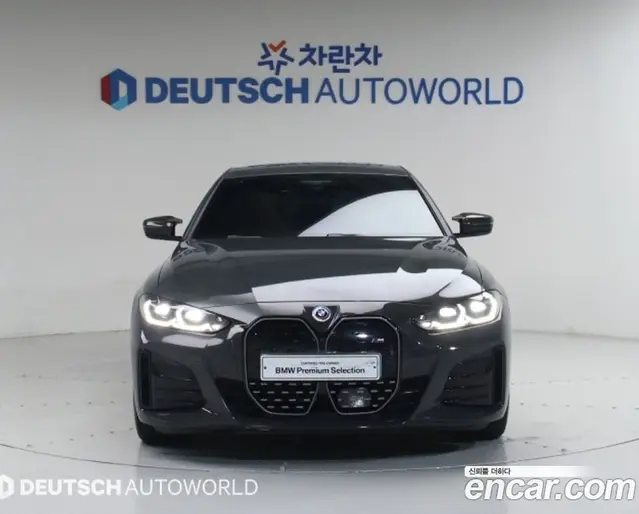 BMW i4 2023 автомат (гидро), миниатюра 3