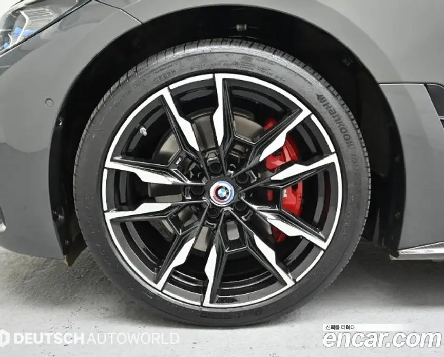 BMW i4 2023 автомат (гидро), фото 5