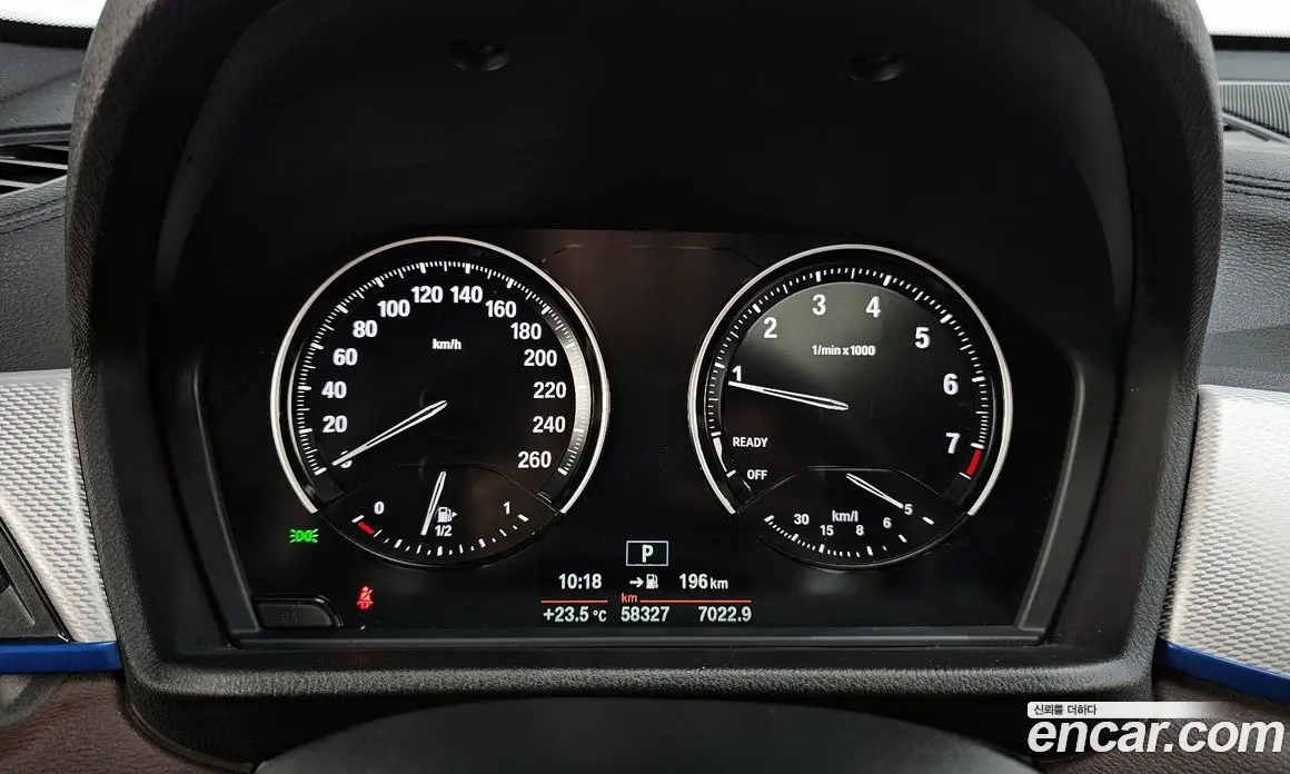 BMW X1 2021 2.0 автомат (гидро), фото 7