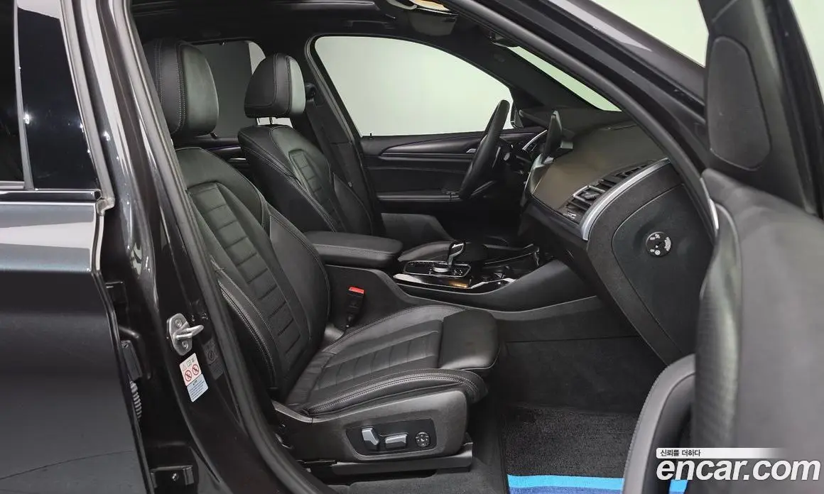 BMW X3 2022 2.0 автомат (гидро), фото 16