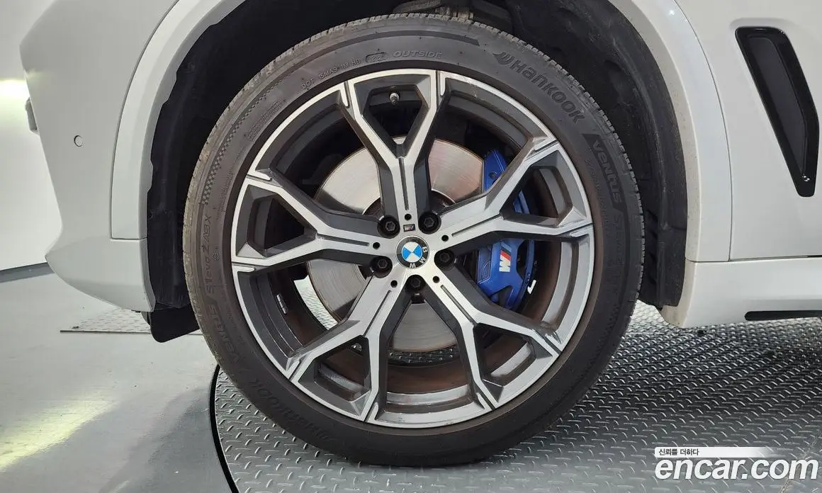 BMW X5 2021 3.0 автомат (гидро), фото 5
