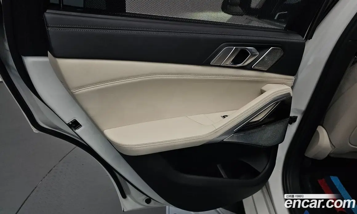 BMW X6 2022 4.4 автомат (гидро), фото 14