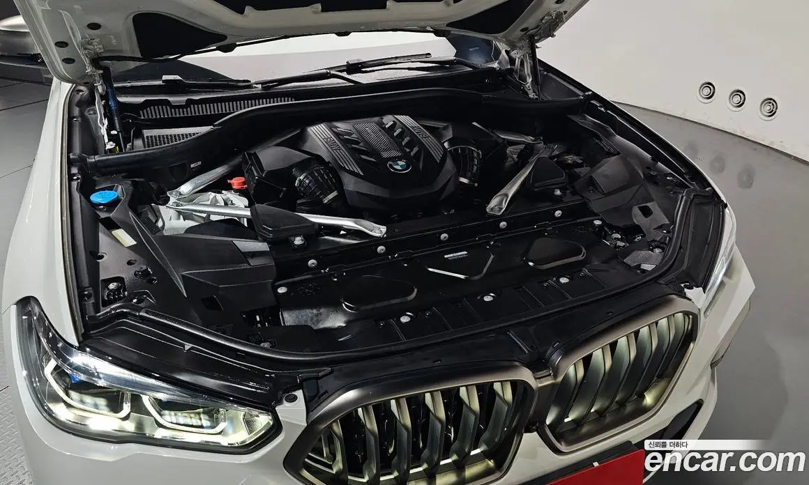 BMW X6 2022 4.4 автомат (гидро), фото 5