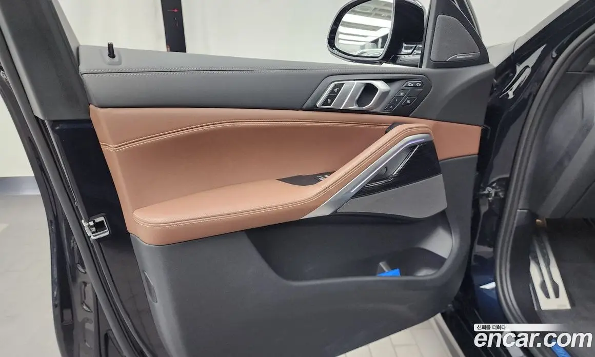 BMW X6 2023 3.0 автомат (гидро), фото 13