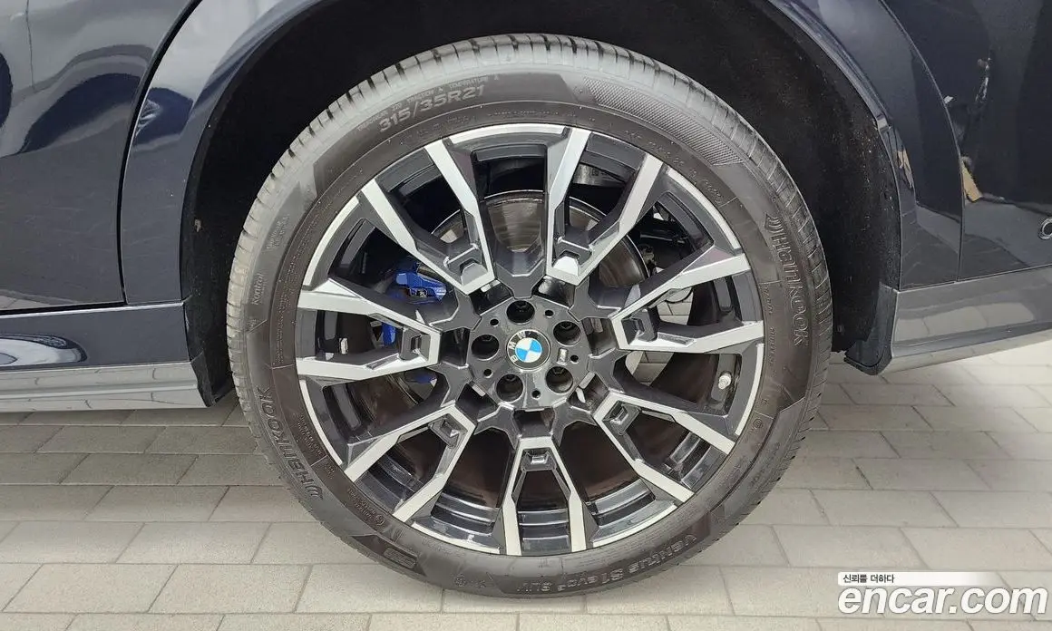 BMW X6 2023 3.0 автомат (гидро), фото 6