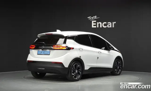 Chevrolet Bolt EV 2023 0.2 автомат (гидро), миниатюра 2