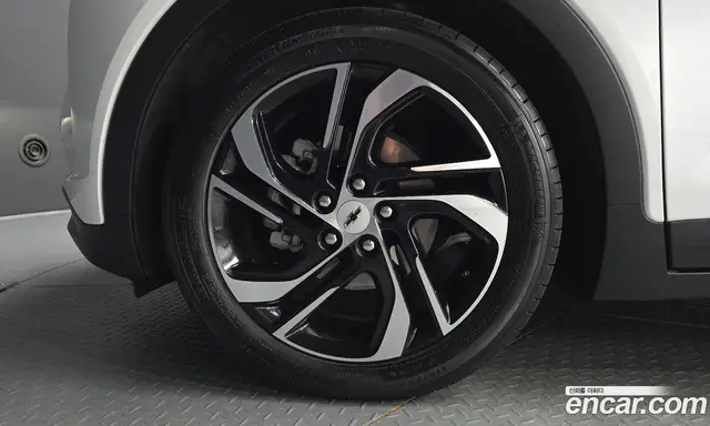 Chevrolet Bolt EV 2023 0.2 автомат (гидро), миниатюра 5